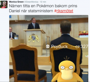 Riksdagsledamoten Monica Green fångade en Psyduck i riksdagen under Löfvens öppningstal